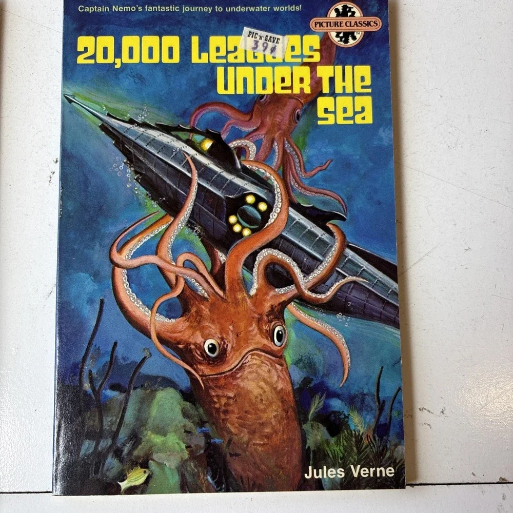 Lot of 7 Vintage 1973 Picture Classic Books Soft Cover (18N)
